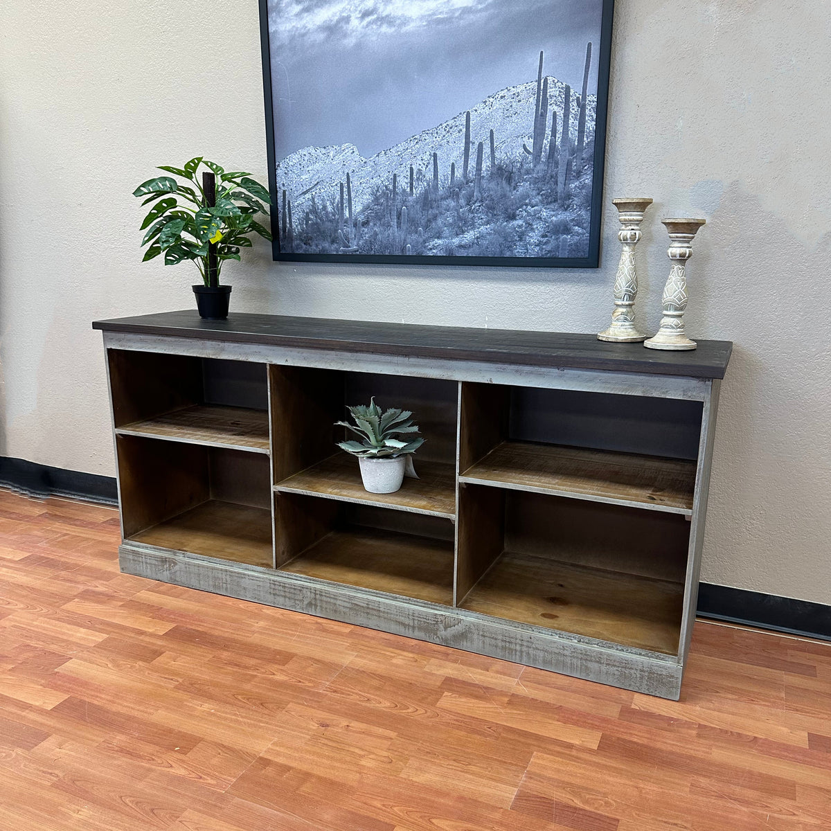 Ruidoso 70" Console