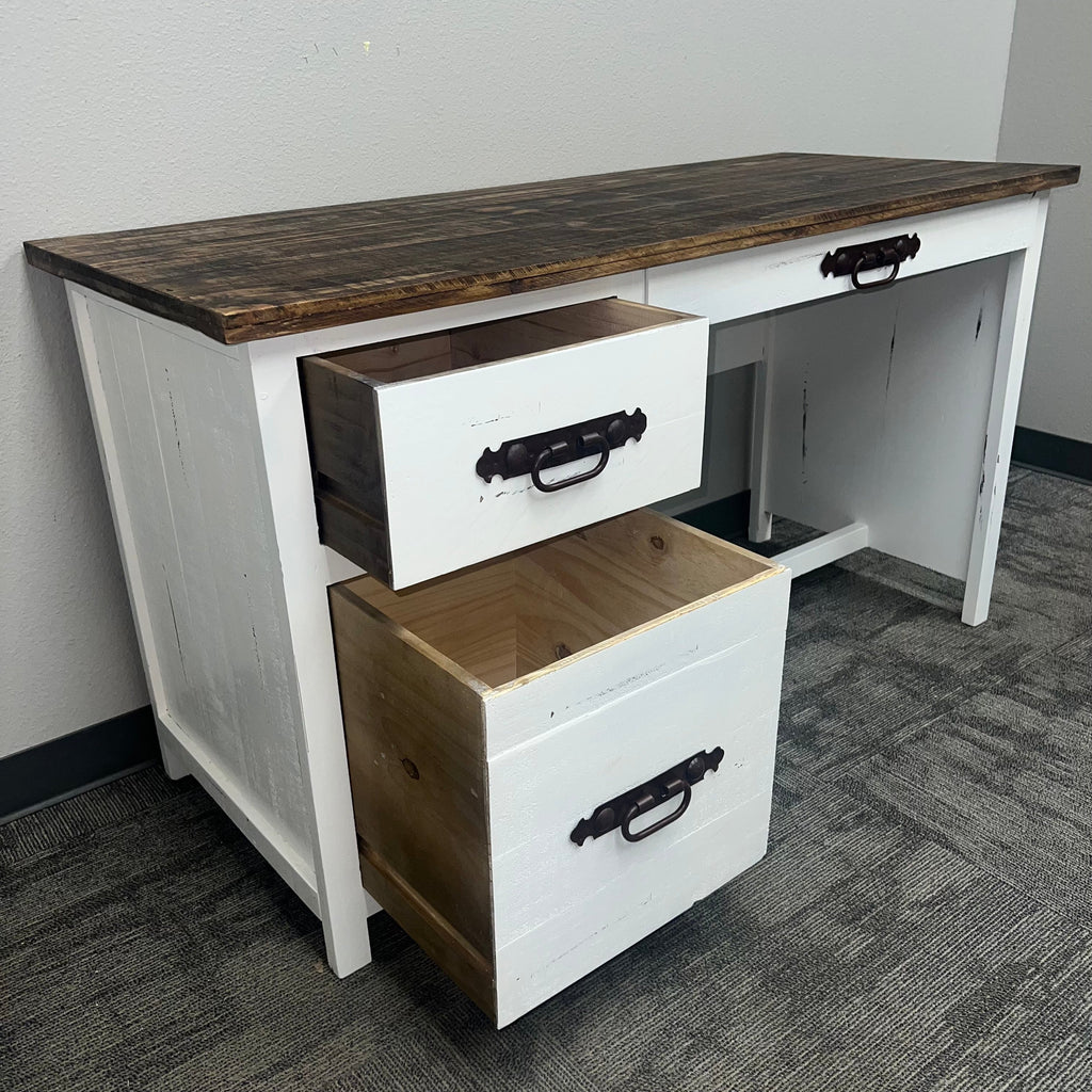 Shenandoah Study Desk