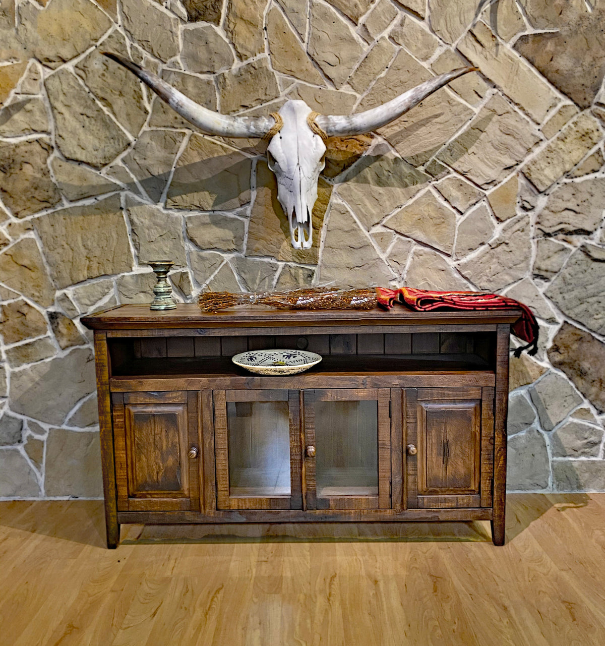 NASHVILLE 60" TV STAND