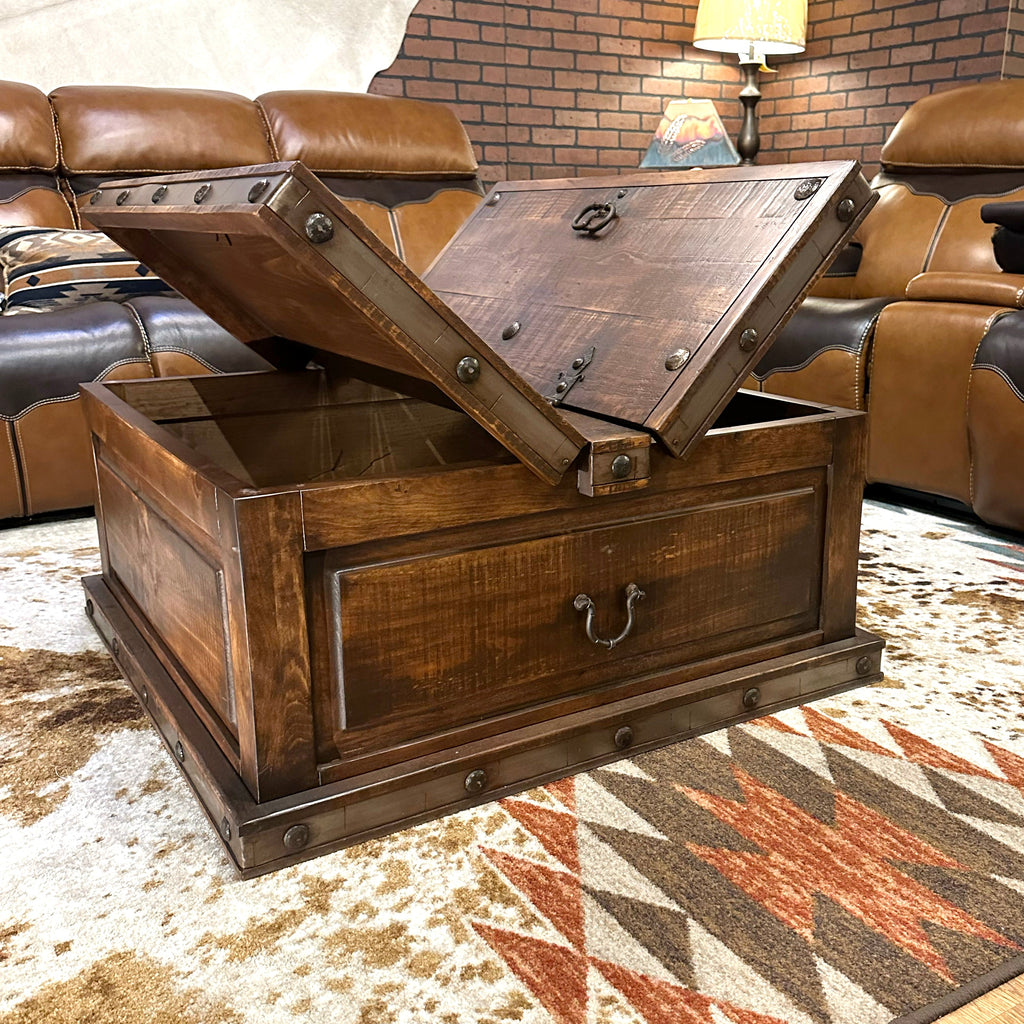 Taos Trunk Coffee Table Set