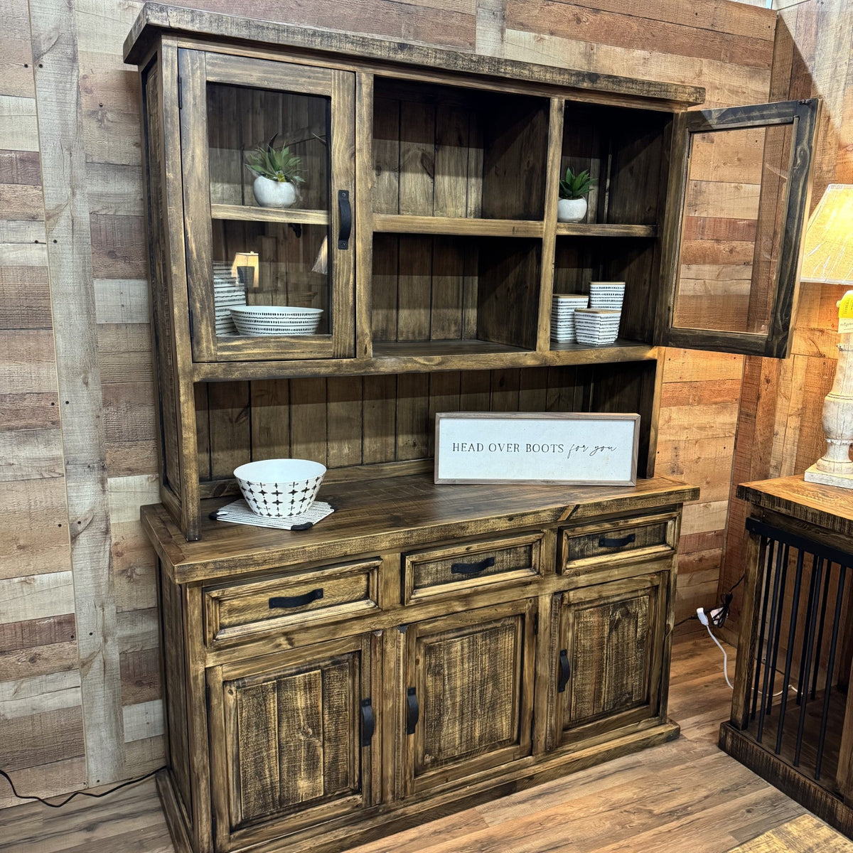 Westwood Hutch Set
