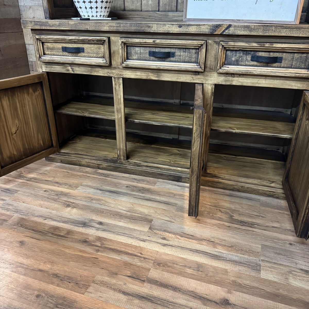 Westwood Hutch Set
