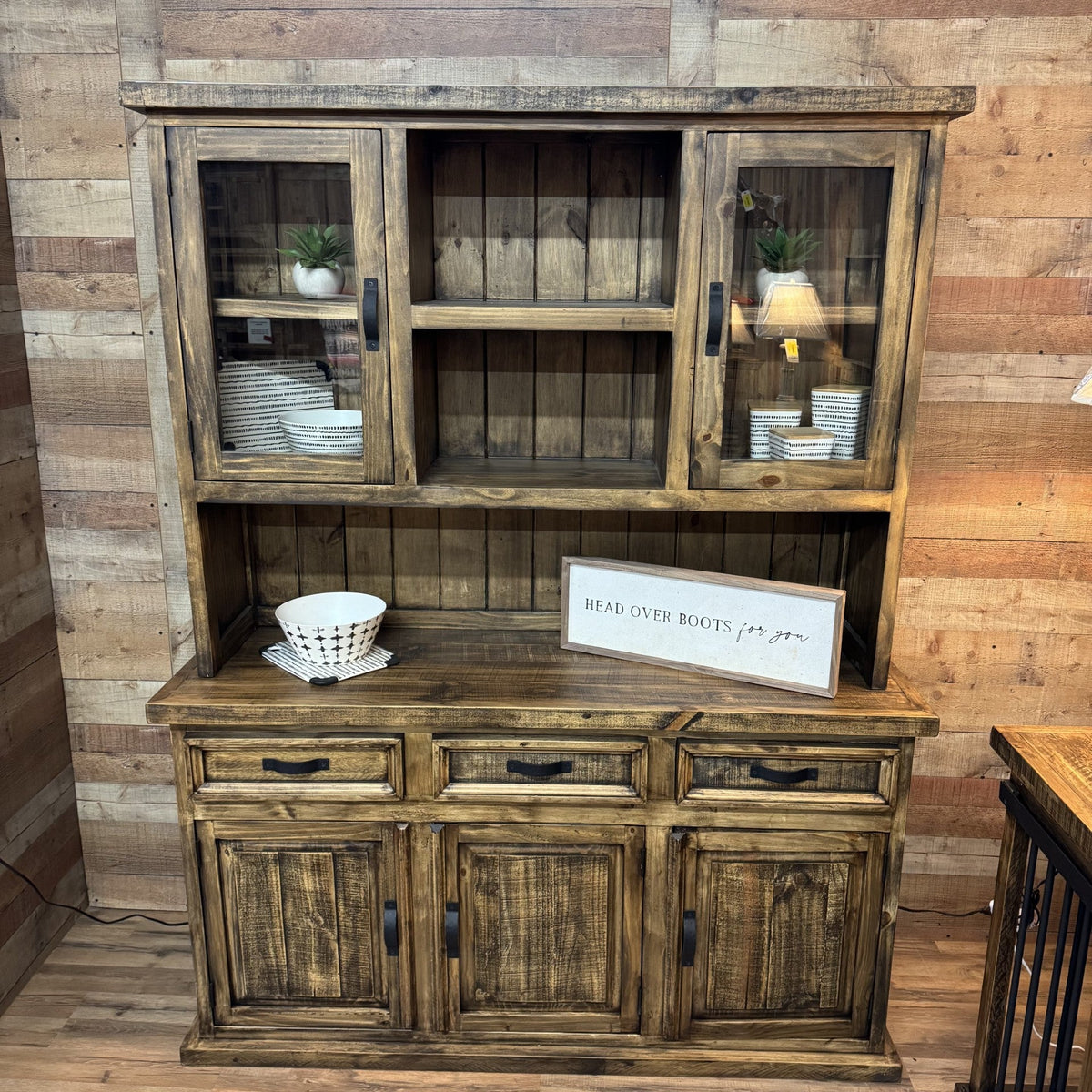 Westwood Hutch Set